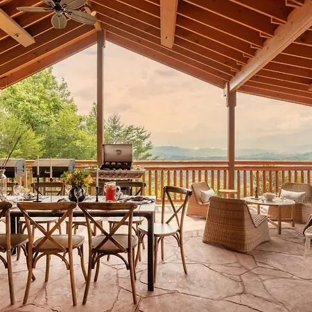 Sugarland By Avantstay Sleeps 28 Home Theatre Two Hot Tubs Indoor Pool Incredible Views